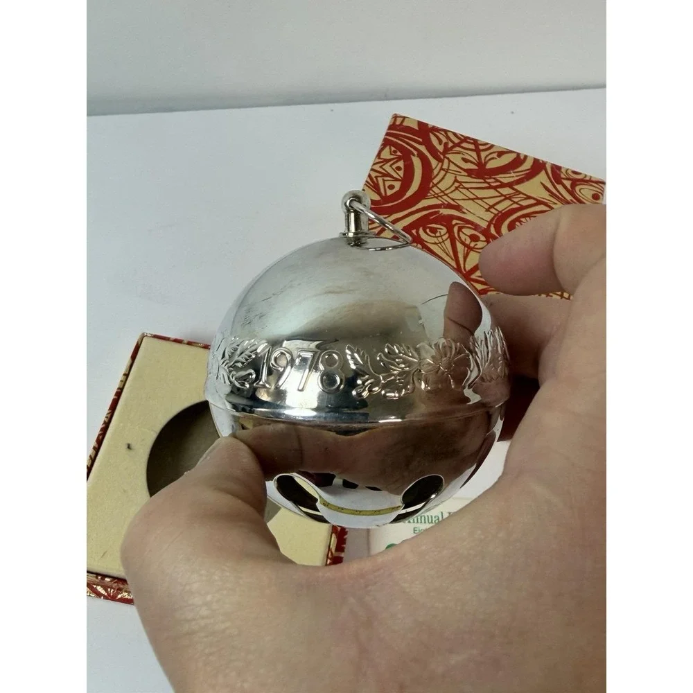 Wallace Silverplated 1978 8th Edition Sleigh Bell Christmas Ornament